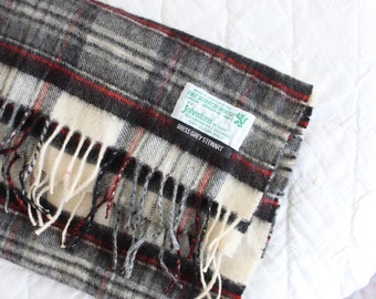 1960's Classic Plaid Cashmere/Wool Scarf