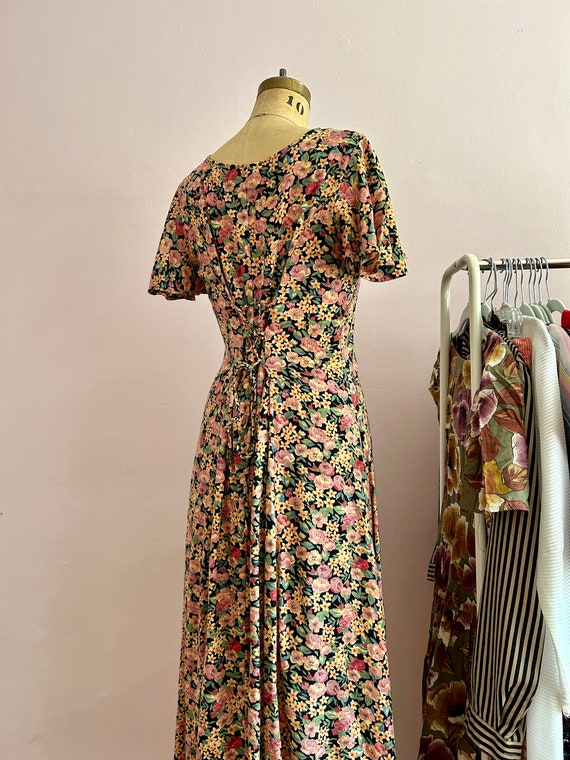90's Size 4/6 Floral Flutter Sleeve Midi Dress - image 5