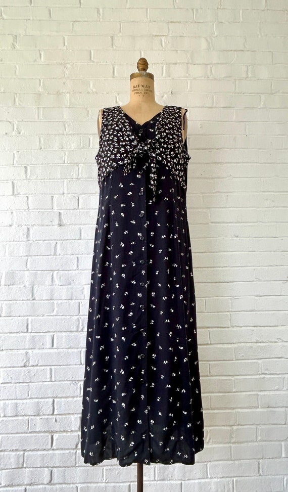 1990's Size 14 Black and White Floral Market Dress