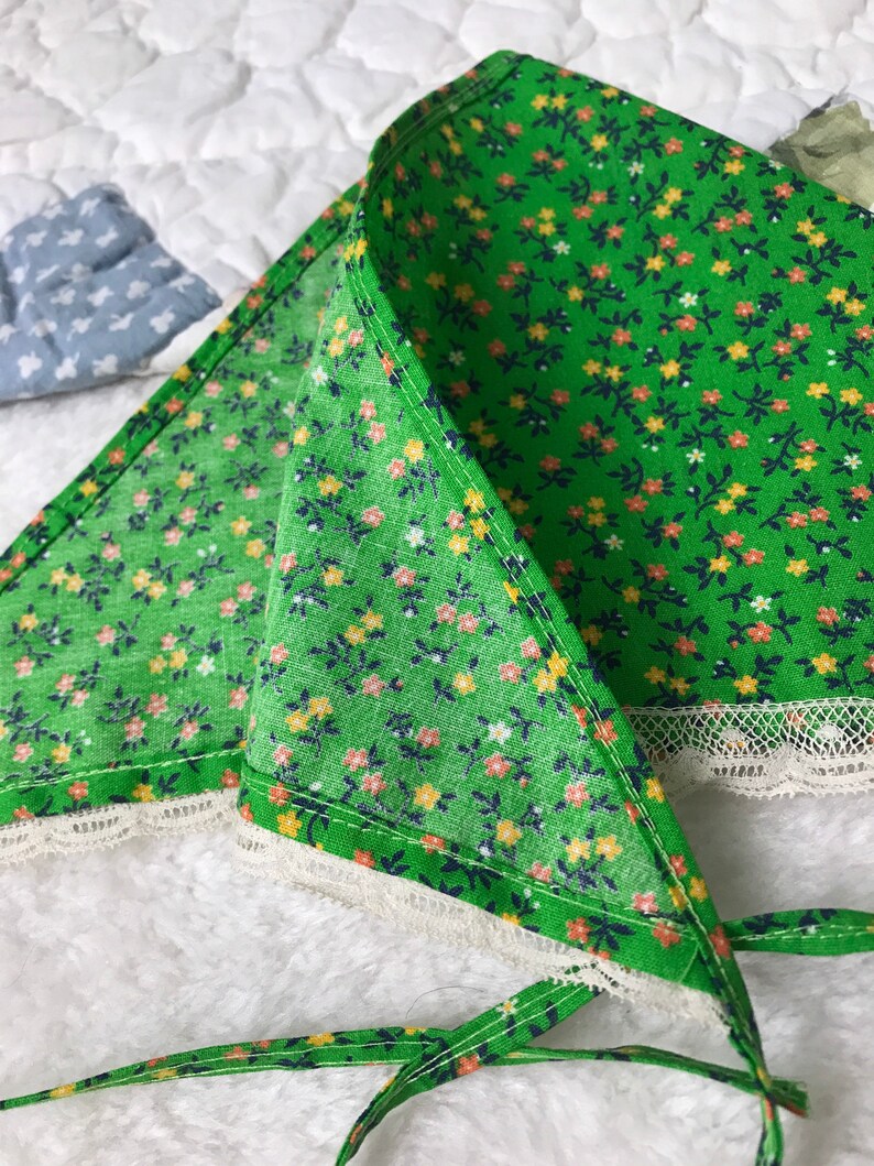 Green Calico Floral & Lace Hair Kerchief image 5