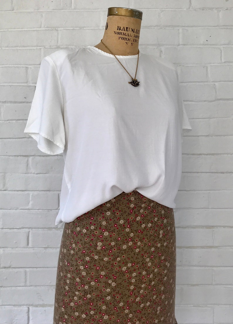 Classic White Vintage Blouse med-large image 4