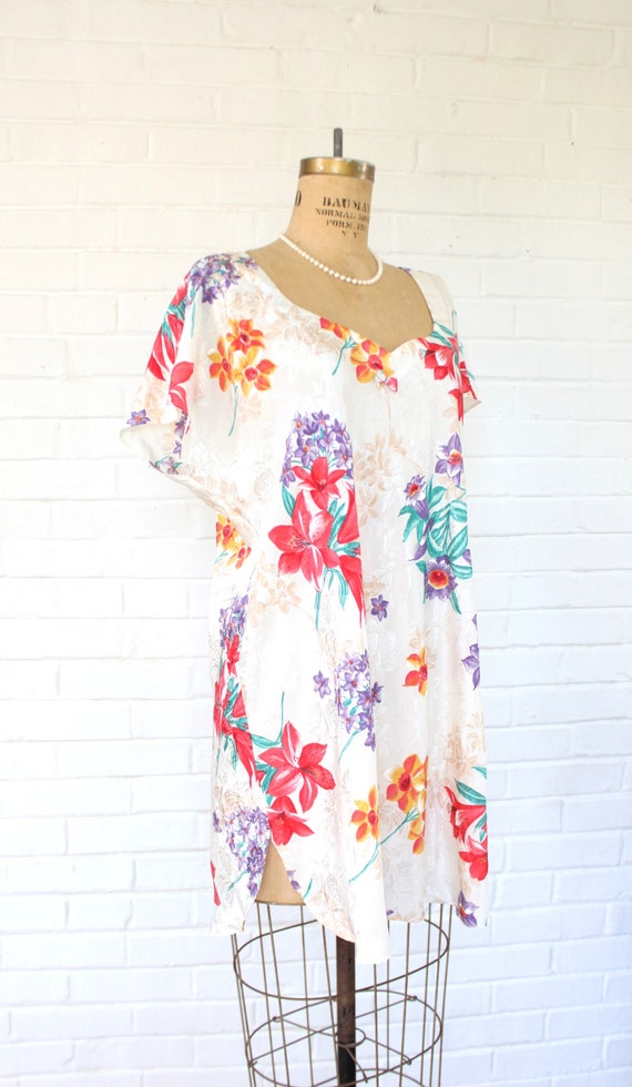 1990's XL Floral Satin Short Nightgown - image 4