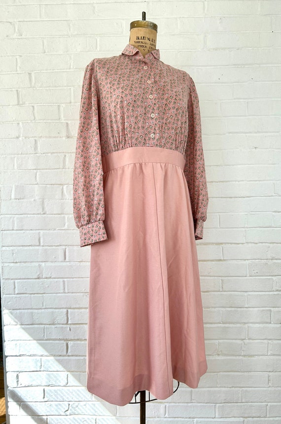 Size 10/12 - 1960's Pink Wool Floral Shirtdress