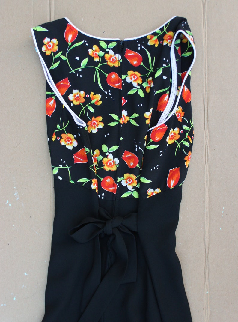 1980/'s Black Jumpsuit with Floral Bodice and Corset Bust in Women/'s Size 6 Medium