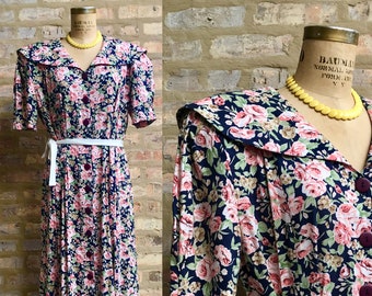 1980's Rose Floral Collared Button Up Dress in Size 16