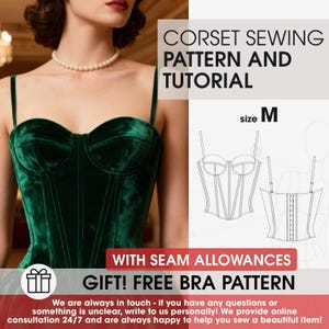 Op de afbeelding: Een donkergroen fluwelen korset met dunne bandjes. De afbeelding bevat een naaipatroon en de tekst "CORSET SEWING PATTERN AND TUTORIAL" en "GIFT! FREE BRA PATTERN". De maat is M.