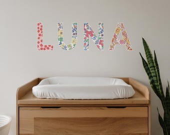 Pegatinas de pared personalizadas con nombres y motivos florales británicos