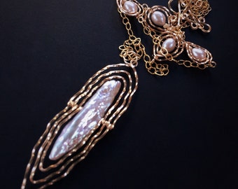 Warrior Woman Gold Spear Blush Stick Pearl Necklace