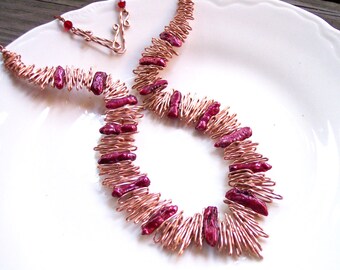 Red Hot MamaYoni Pearl Necklace in Rose Gold, Tongue in Cheek Erotic Art