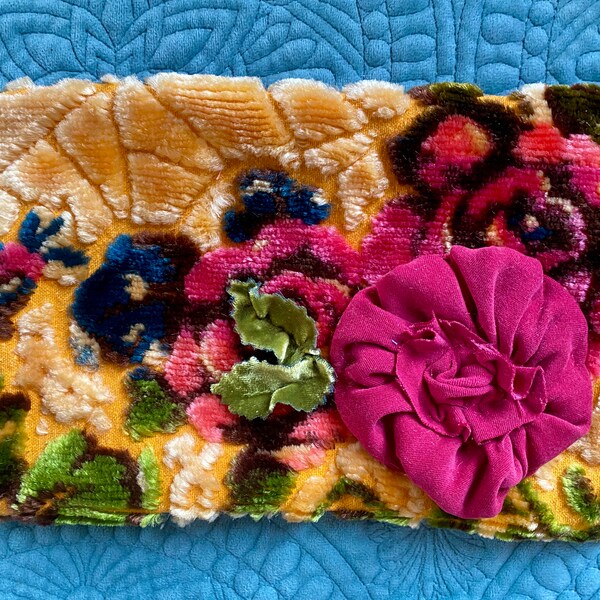 Vintage floral tapestry zipper bag with pink velvet flower appliqué