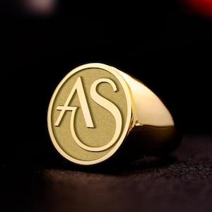 Anillo con monograma: anillo con sello inicial personalizado en oro o plata: regalo personalizado para parejas, familiares, amigos y momentos especiales.