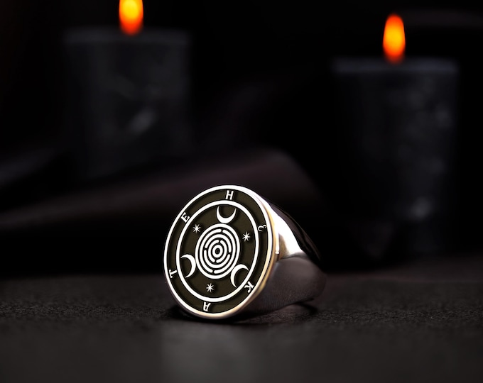 Hecate Sigil Ring: Wiccan Goddess Jewelry - Gold Vermeil or Platinum