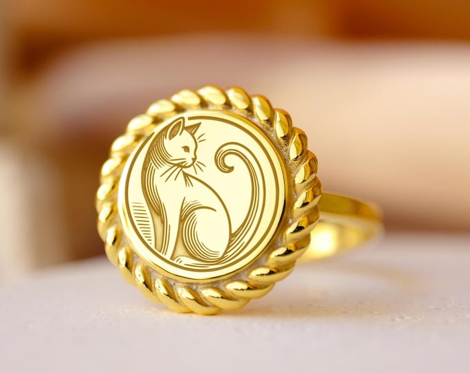 Gold Cat Ring: Engraved Feline Jewelry, Animal Lover Gift