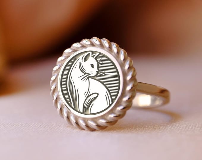Sterling Silver Cat Signet Ring: Hand Engraved Feline Totem, Minimalist Jewelry
