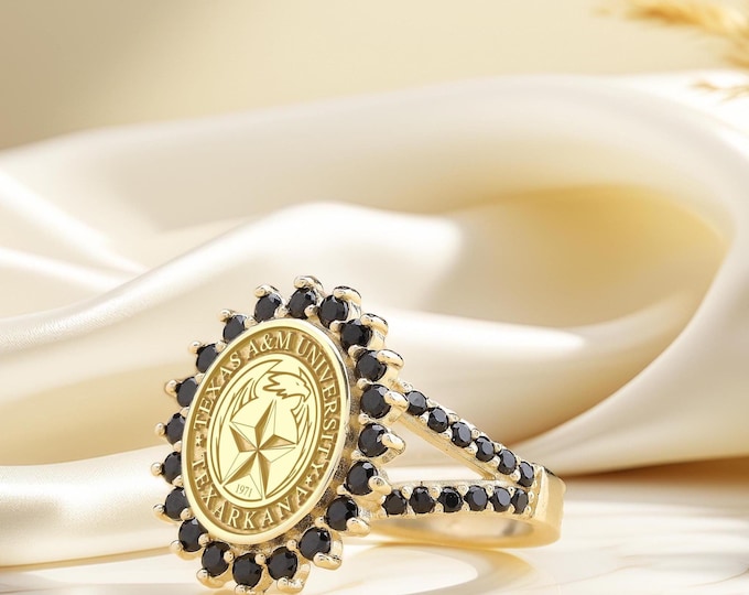 Gold Graduation Ring with Black CZ • Bold Custom Crest Ring for Her • 2025 Class Gift • Statement Alumni Jewelry