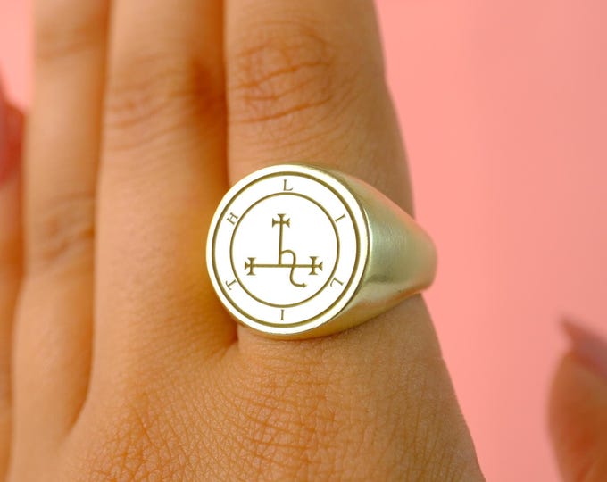 Lilith Sigil Signet Ring: Sterling Silver Occult Jewelry