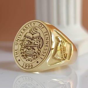Custom Engraved Signet Class Ring – Gold, Silver Graduation Ring
