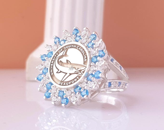 Shark Emblem Class Ring • Bold Graduation Ring for College Athletes • Ocean-Inspired Gift • Custom School Keepsake