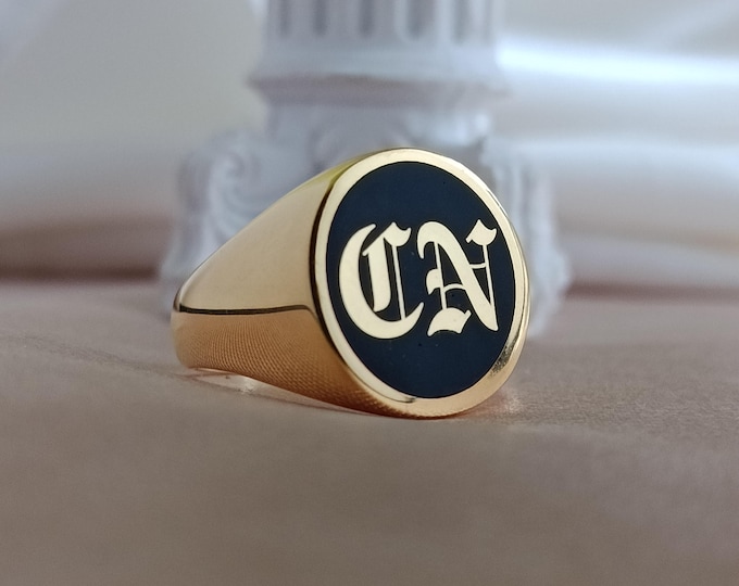 Old English Monogram Ring – Custom Initial Signet for Men & Women  / Personalized Name gift