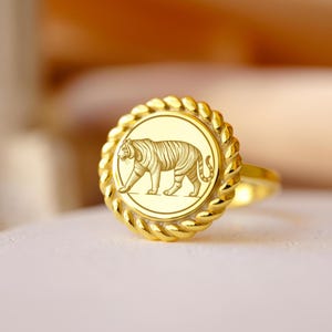 Gold Tiger Signet Ring, Symbol of Strength & Courage, Handmade 925 Silver Animal Jewelry, Power Totem Ring, Bold Gift for Her or Him