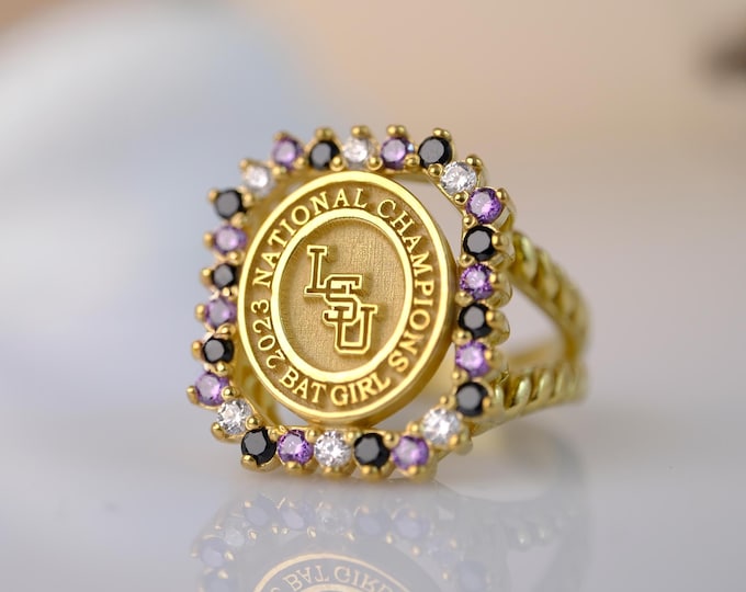 Custom Birthstone 10K Gold Graduation Ring: Personalized Class Ring