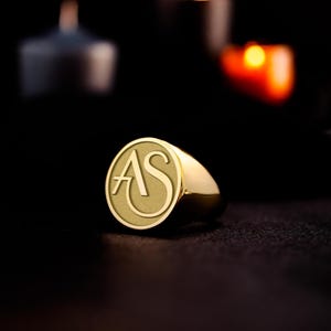 Monogram Ring – Custom Initial Signet Ring in Gold or Silver – Personalized Gift for Couples, Family, Friends & Special Moments
