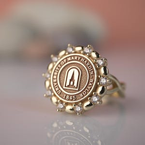 Personalized University Graduation Ring – Custom College Class Ring in Silver or Gold