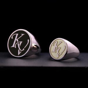 Custom Initial Ring – Elegant Monogram Signet Ring in Silver or Gold – Personalized Gift for Couples, Family & Special Occasions