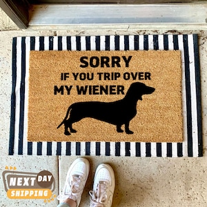 Wiener Doormat, Dachshund Doormat, Funny Sausage Dog Doormat, Dog Lover Gift, Dog Welcome Mat, New Home Gift, Home Decor, Closing Gift