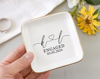 Engagement Trinket Dish, Wedding Ring Dish, Personalized Ring Dish, Gifts for Couple, Gift for Bride, Ring Holder Dish, Jewelry Storage