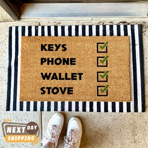Keys Phone Wallet Stove Welcome Mat, Funny Doormat, Front Door Mat, Welcome Mat, Closing Gift, Home Doormat, Front Doormat, Closing Gift