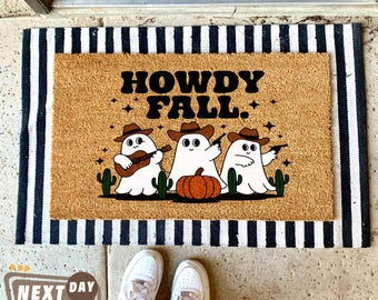 Howdy Fall Western Doormat, Western Doormat, Ghost Doormat, Western Decor, Halloween Doormat, Cowboy Decor, Spooky Season Mat, Closing Gift