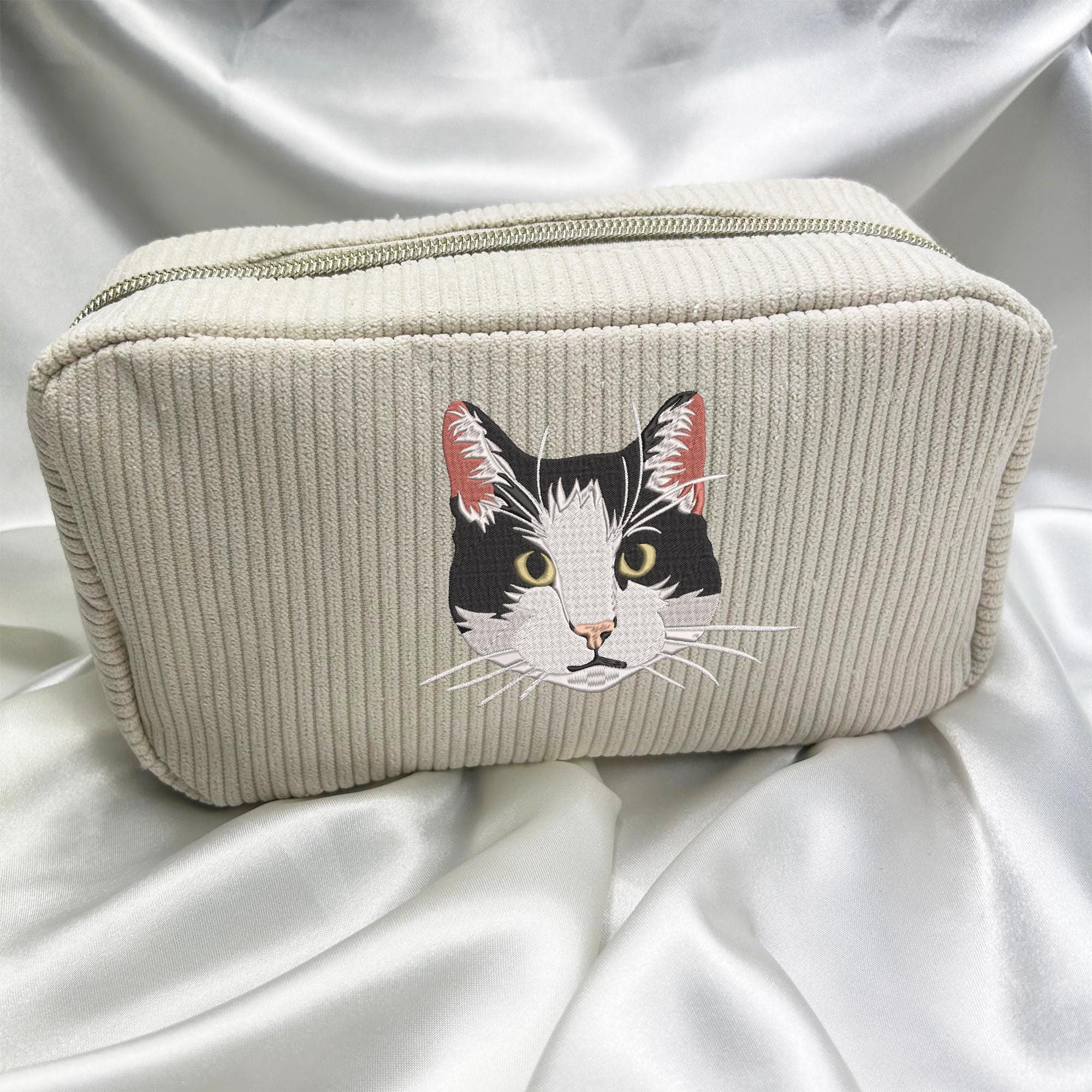 Custom Embroidered Makeup Bag – Personalized Pet Cosmetic Bag, Mother’s Day Gift for Mom, Travel Pouch for Women