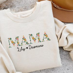 Embroidered Floral Mama Sweatshirt, Custom Mothers Day Gifts for Mama, Mimi, Nana, Gigi, Grandma Floral Shirt, Embroidery Kids&#39; Name Shirt