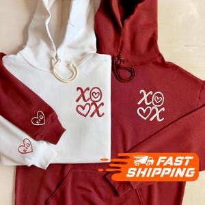 XOXO Embroidered Crewneck Sweatshirt, Custom Valentines Matching Couples Hoodie, Initial Heart Valentines Gift for Girlfriend Boyfriend