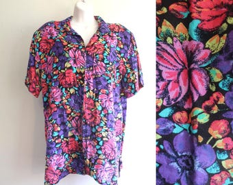 Camisa hawaiana vintage de los 90 de rayón con estampado floral, talla grande.