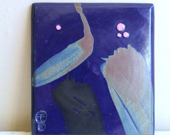 Cerámica de estudio modernista: salvamanteles de arte abstracto con azulejos hechos a mano y logotipo estampado