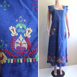 ワンピース 70s vintage embroidery maxi dress Vintage 70s Embroidered Folkloric Maxi Dress: Prairie Style, M
