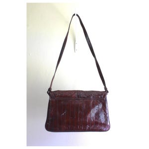 Garderobe Klassiker : Aal Leder Geldbörse Mahagoni Braun Glänzend Tasche Vintage 1980er Jahre Schultergurt Handtasche