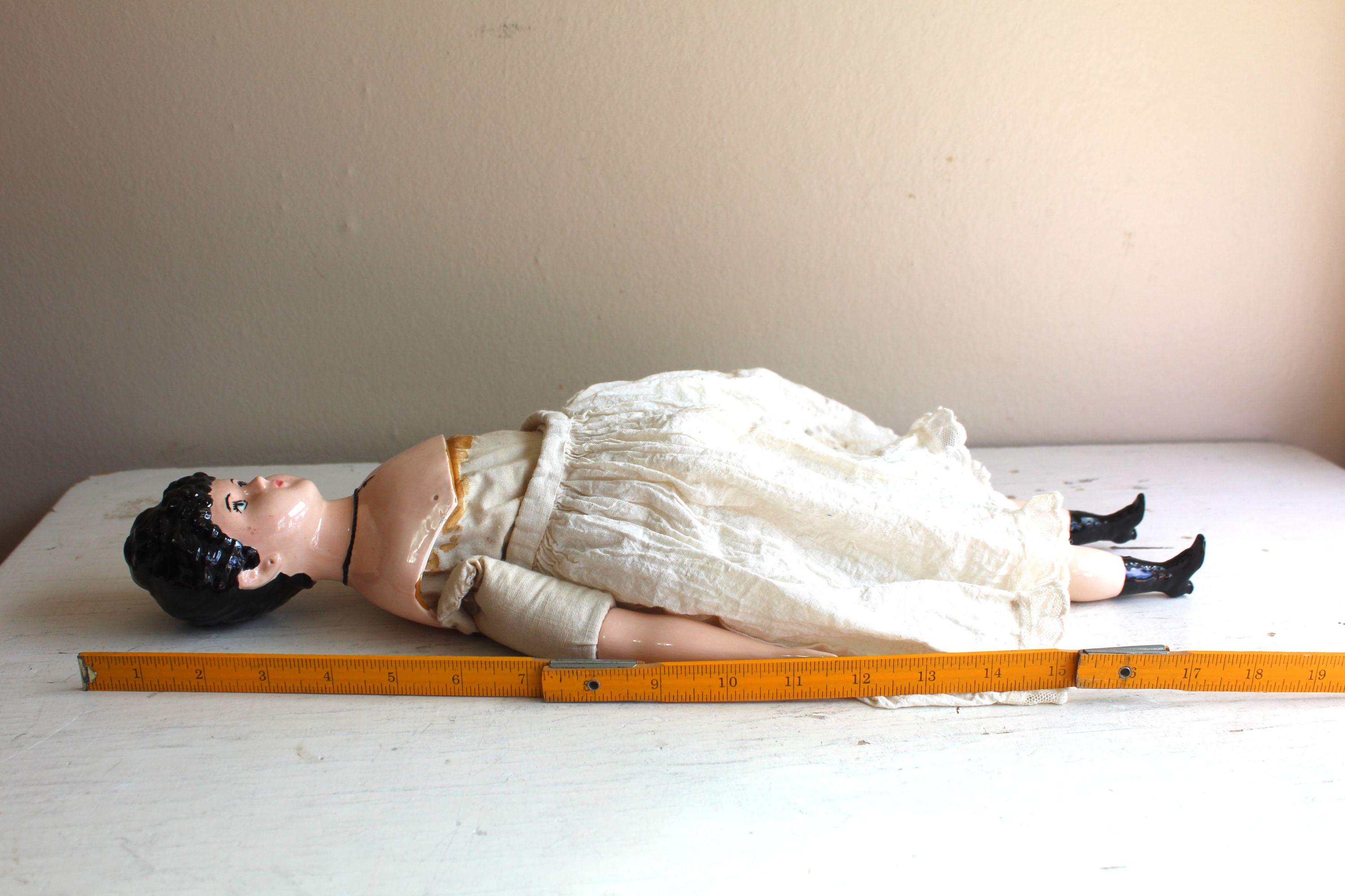トールペイント作品ANTIQUE-Doll 20th Century Repro of Antique Porcelain German China Doll, 1870s