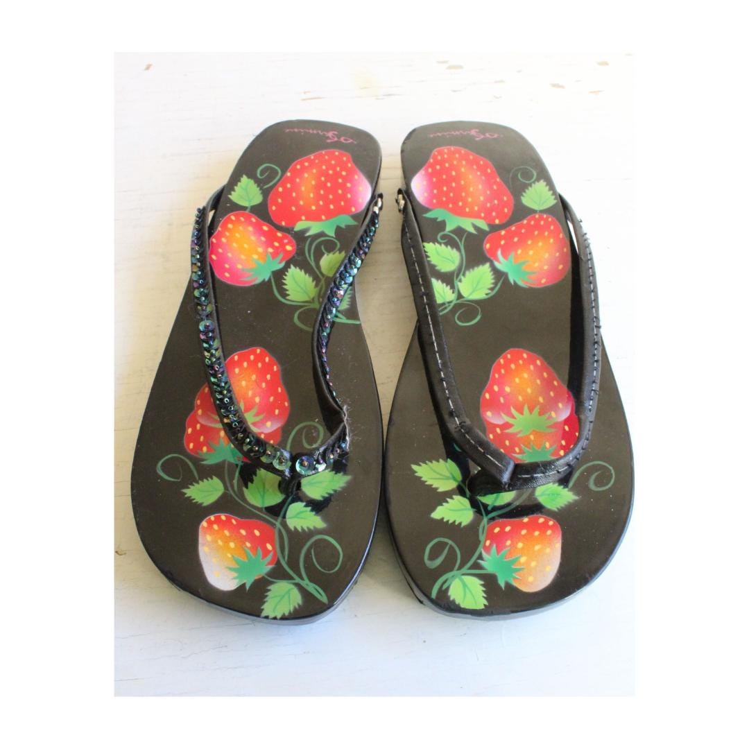 Strawberry Fields Forever Hand Painted Carmine Womens Size