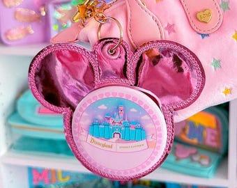 Rose Foil Maus Knopfhalter – 3 ”Dekor Knopf-Schlüsselanhänger – Schlüsselanhänger & Abzeichen Clip – Park Knopf Zubehör – Rucksackanhänger – Park Tasche