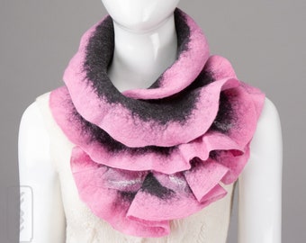Scarf felt Ruffled wavy collar Pink black color Soft merino scarflette Gift under 50 Neckwear Short scarf Neckpiece Small scarf