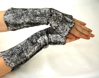 Fingerfull Warmers -Black and White - Nuno Felted - Fingerless Gloves