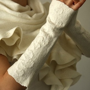 Fingerfull Warmers - Milk white Mittens Nuno Felted - Fingerless Gloves -  Special Occasion