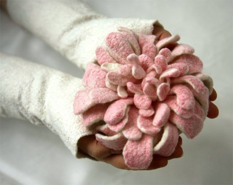 Flower Brooch Hand felted Dahlia White and Pink Large flower brooch image 1