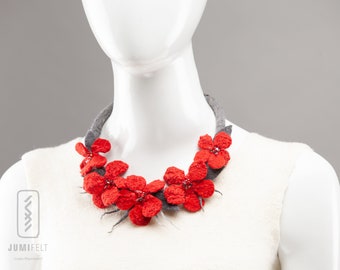 Necklace collar, Red flowers necklace, Felt collar, Wool necklace, Flower necklace