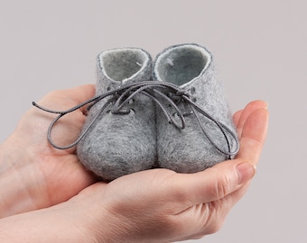 Shoes natural grey wool Baby shower gift Baby's first gift Felted booties Newborn shoes Non allergic