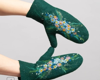 Gefilzte Handschuhe - Warme weiche Wollhandschuhe - Grüne Handschuhe mit Blumen Dekor - Geschenk für Frauen - Wollhandschuhe - Gefilzte Handschuhe