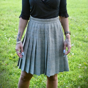 1990&#39;s Gray Pleated Mini Skirt - Women&#39;s Size XS
